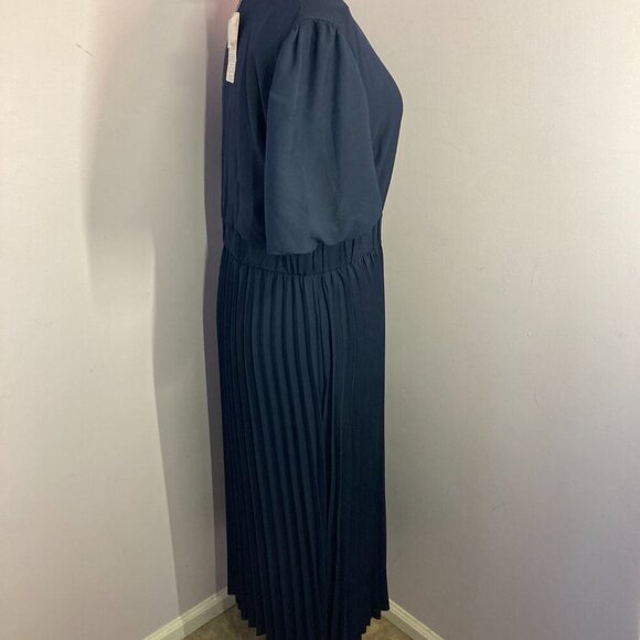 BTFBM Dress, NWT, Size XL - Picture 6 of 15